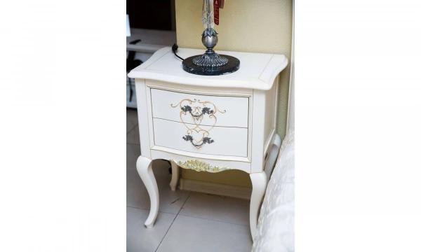 Комплект мебели в спальню Giogio Casa Memorie Veneziane (кровать, шкаф, тумбы, пуф, столик)