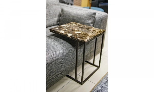 Столик приставной NICOLINE