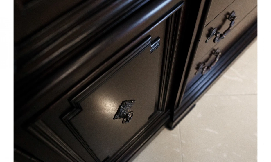 Thomasville Brompton Hall Витрина 4Дв - фото 4