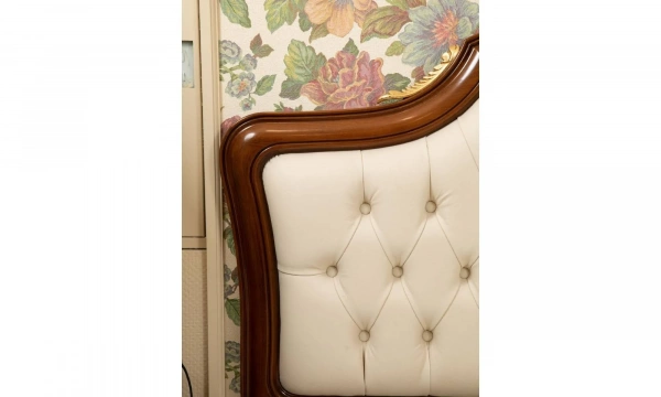 Комплект мебели в спальню Giorgio Casa Memorie Veneziane (кровать и 2 тумбочки)