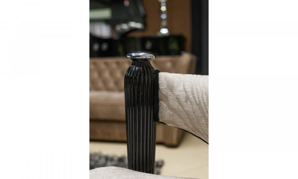 Кресло Balhome Crown