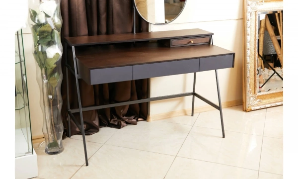 Стол туалетный АННА ПОТАПОВА Alister