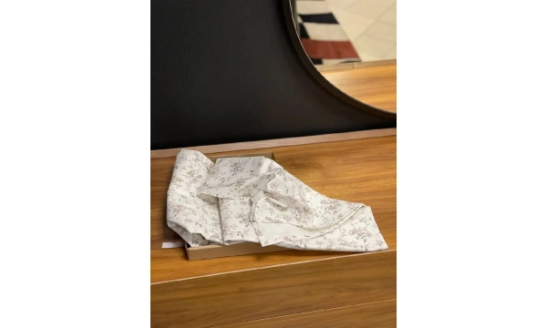 Скатерть "Нежность" 140*140 см.