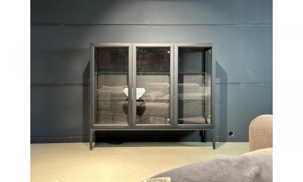 Витрина Русский Дом Aico