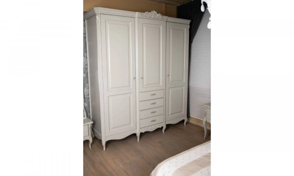 Шкаф 3 двери Kreind Elegance