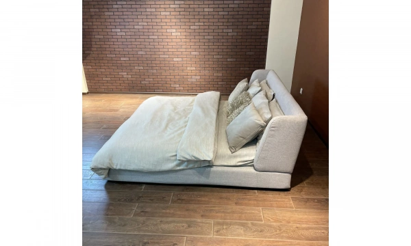 Кровать Solti Reeves