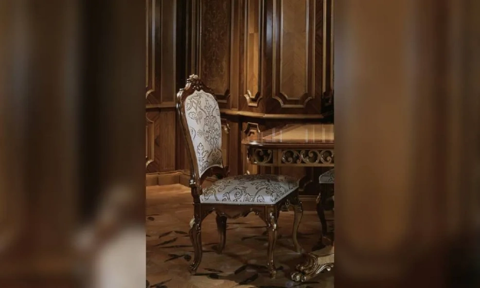 Стул Minotti Luiggi Palazzo Italia 1 - фото 1